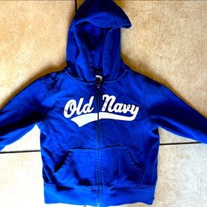 Color blue size 2T condition is used but still very nice no tears or rips